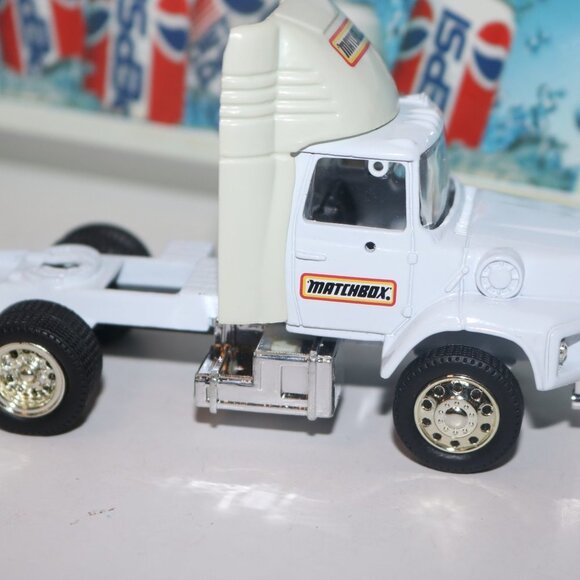 Matchbox Gold Collection King Size Rigs Pepsi truck with box - Picture 5 of 12